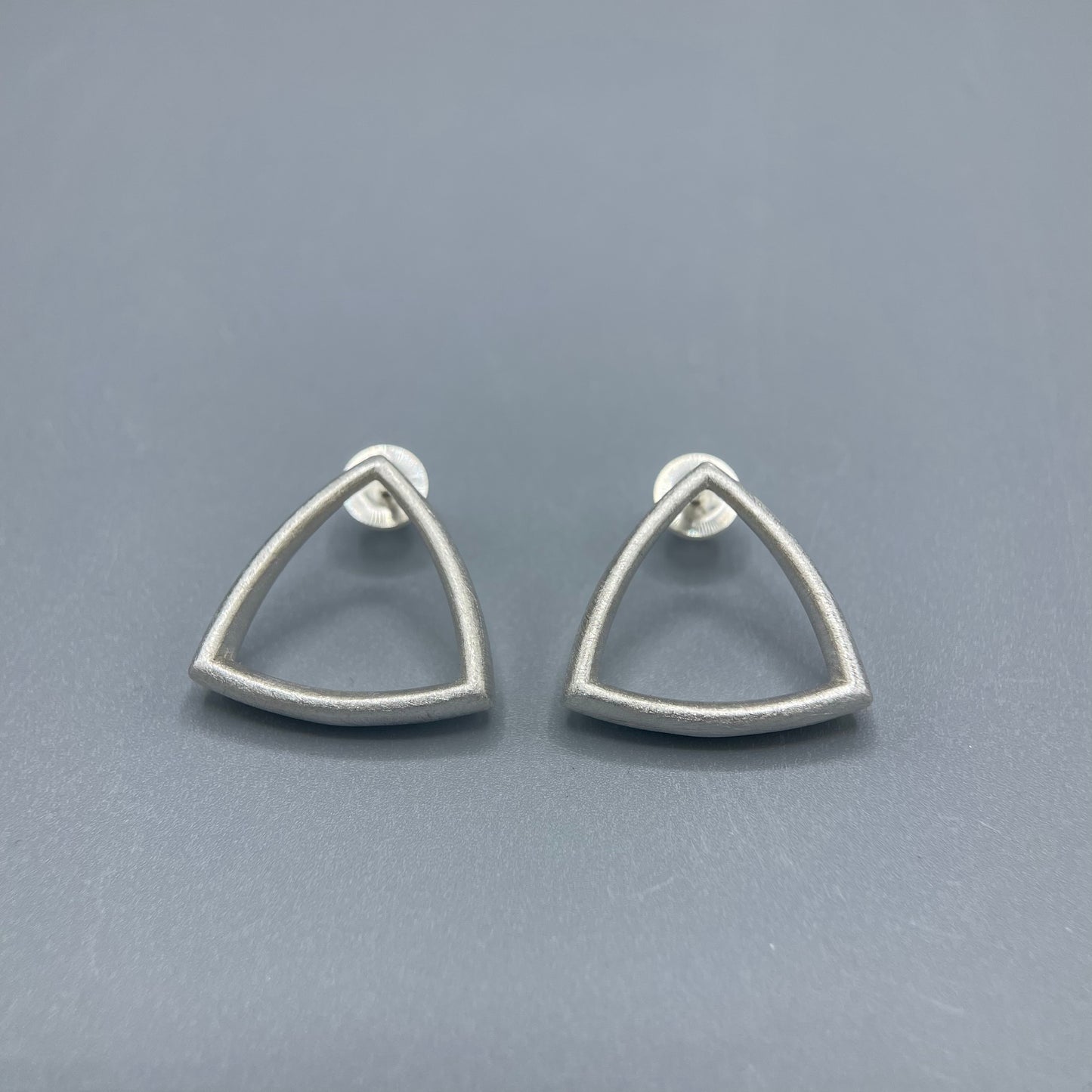 Sheng Zhang - Curved Curves Framed Triangle Earrings