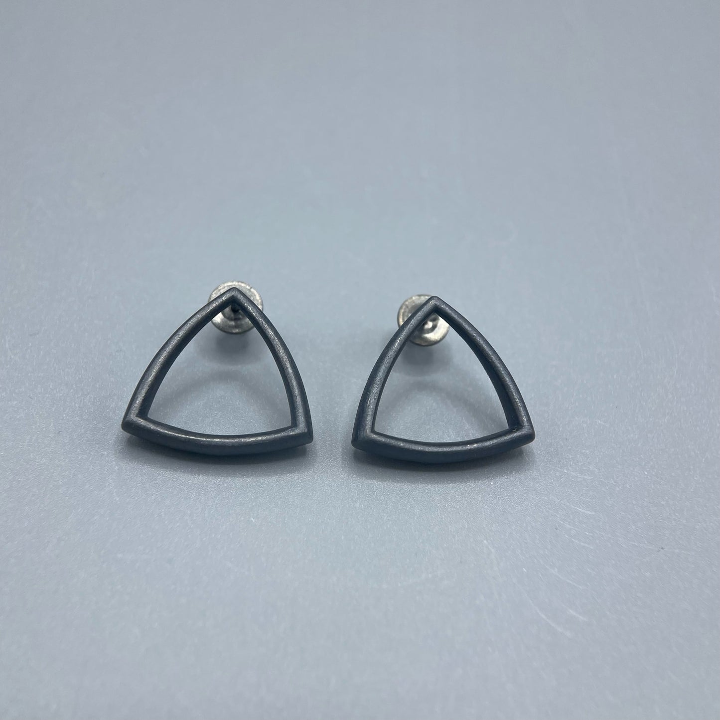 Sheng Zhang - Curved Curves Framed Triangle Earrings