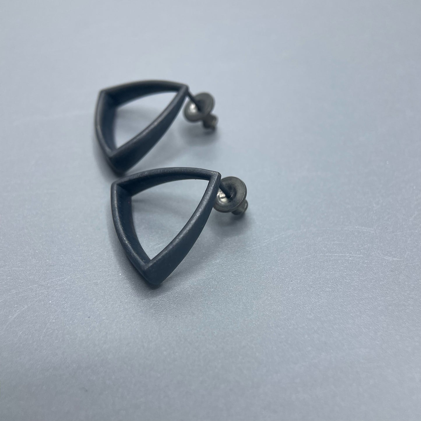 Sheng Zhang - Curved Curves Framed Triangle Earrings